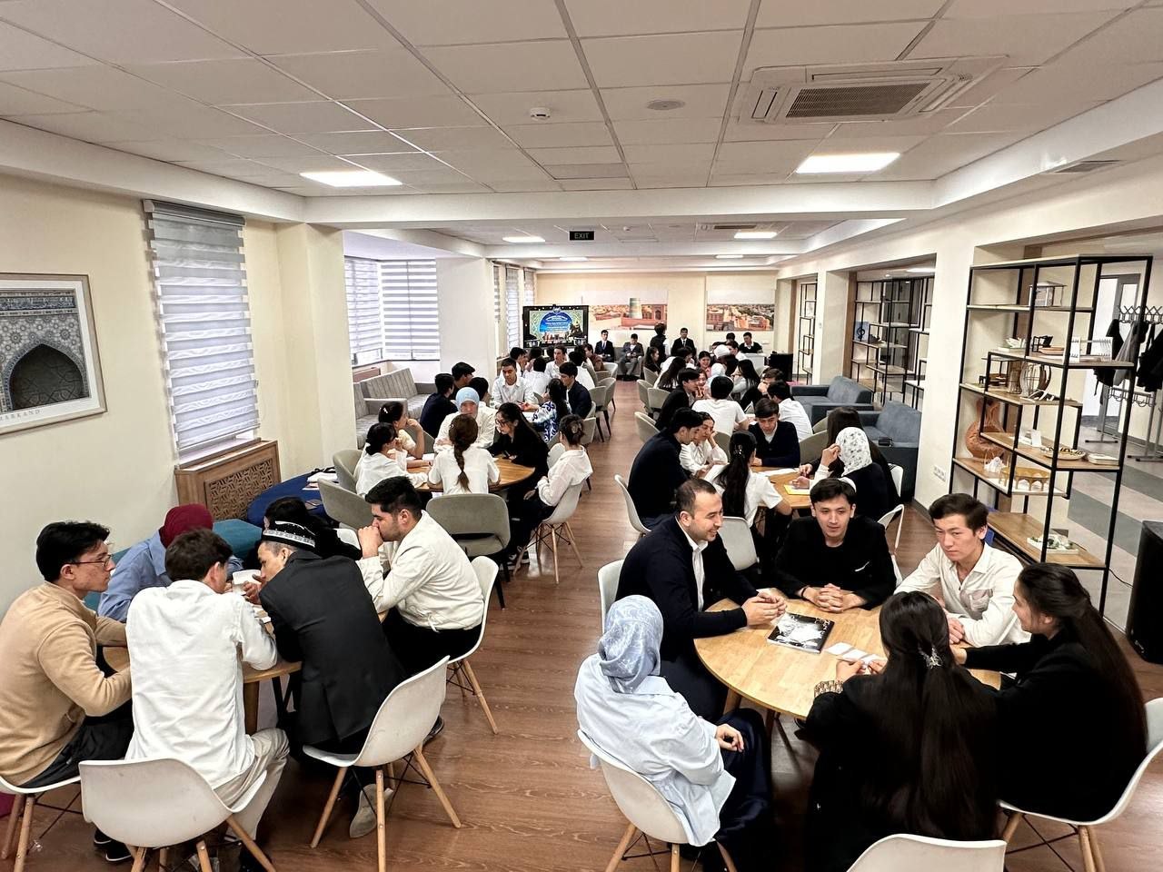 Toshkent arxitektura-qurilish universitetida “Zakovat” intellektual o‘yini tashkillashtirildi